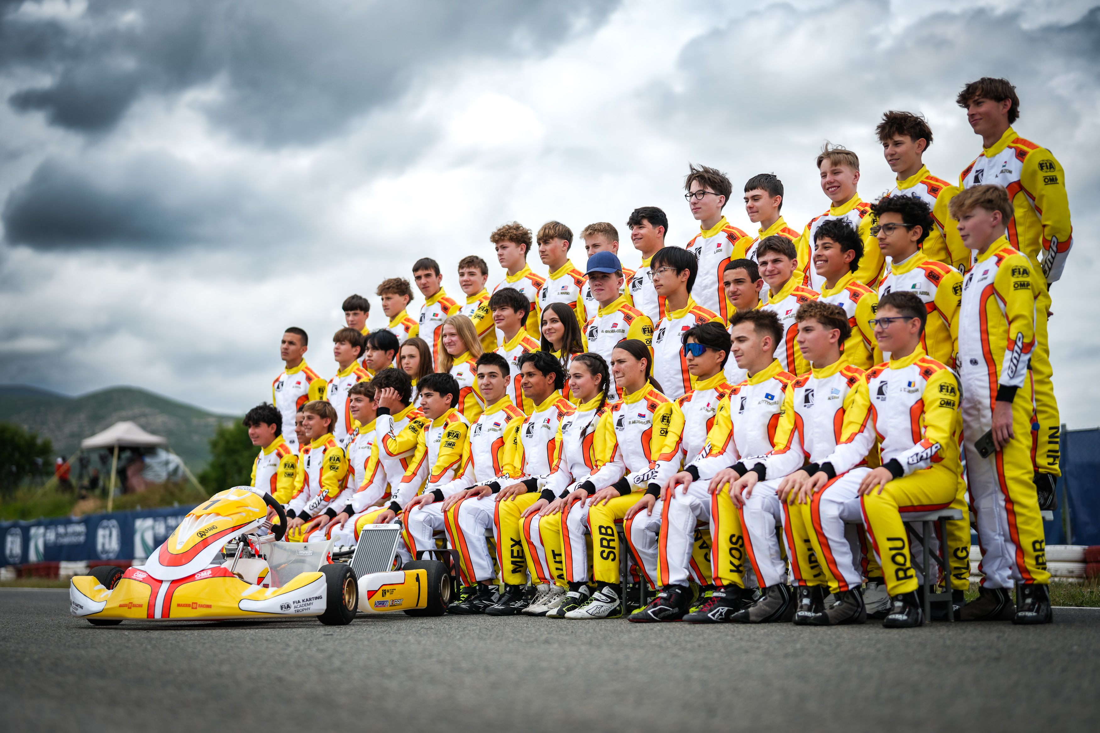 Photo de groupe FIA Karting Academy Trophy